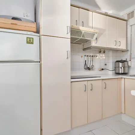 Arce 1-11 Apartment